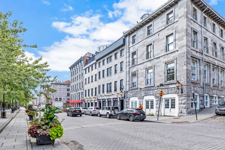 269 Rue de la Commune E, Montréal, QC à louer - Photo du bâtiment - Image 3 de 3