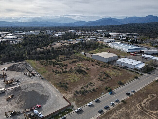 More details for 4933 Mountain Lakes Boulevard, Redding, CA - Land for Lease