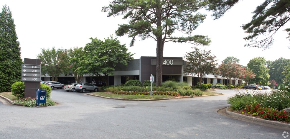 120 Interstate N Pky E SE, Atlanta, GA for lease - Building Photo - Image 3 of 10