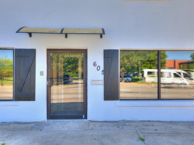 605 S Peoria Ave, Tulsa, OK à louer - Photo du bâtiment - Image 2 de 27