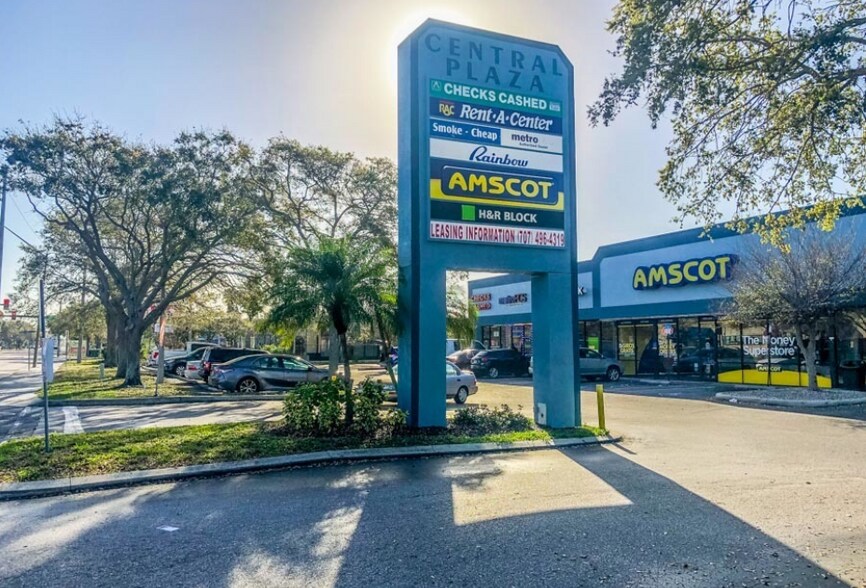 3270 Central Ave, Saint Petersburg, FL à louer - Photo du bâtiment - Image 3 de 4