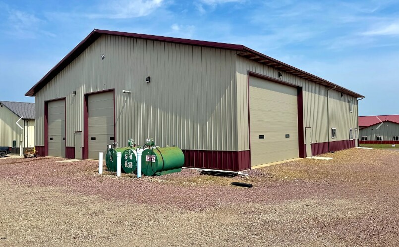 1729 N Walnut Ave, Brandon, SD for lease Building Photo- Image 1 of 7