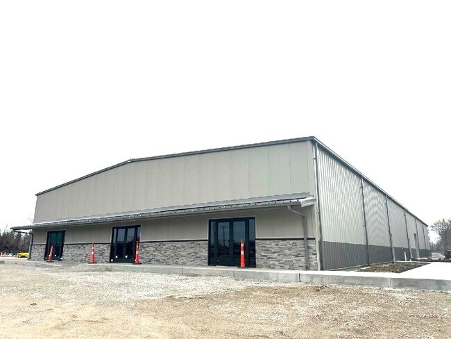 Plus de détails pour 8506 US Highway 50, Lebanon, IL - Commerce de détail à louer