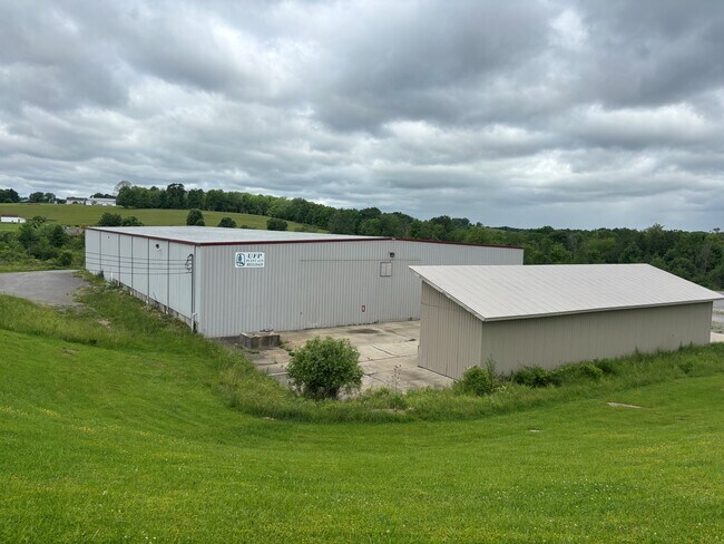 Plus de détails pour 3700 Oneida Valley Rd, Emlenton, PA - Industriel à vendre