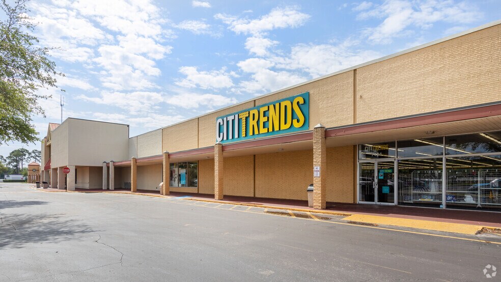 7500-7544 Beach Blvd, Jacksonville, FL à louer - Photo du bâtiment - Image 2 de 8