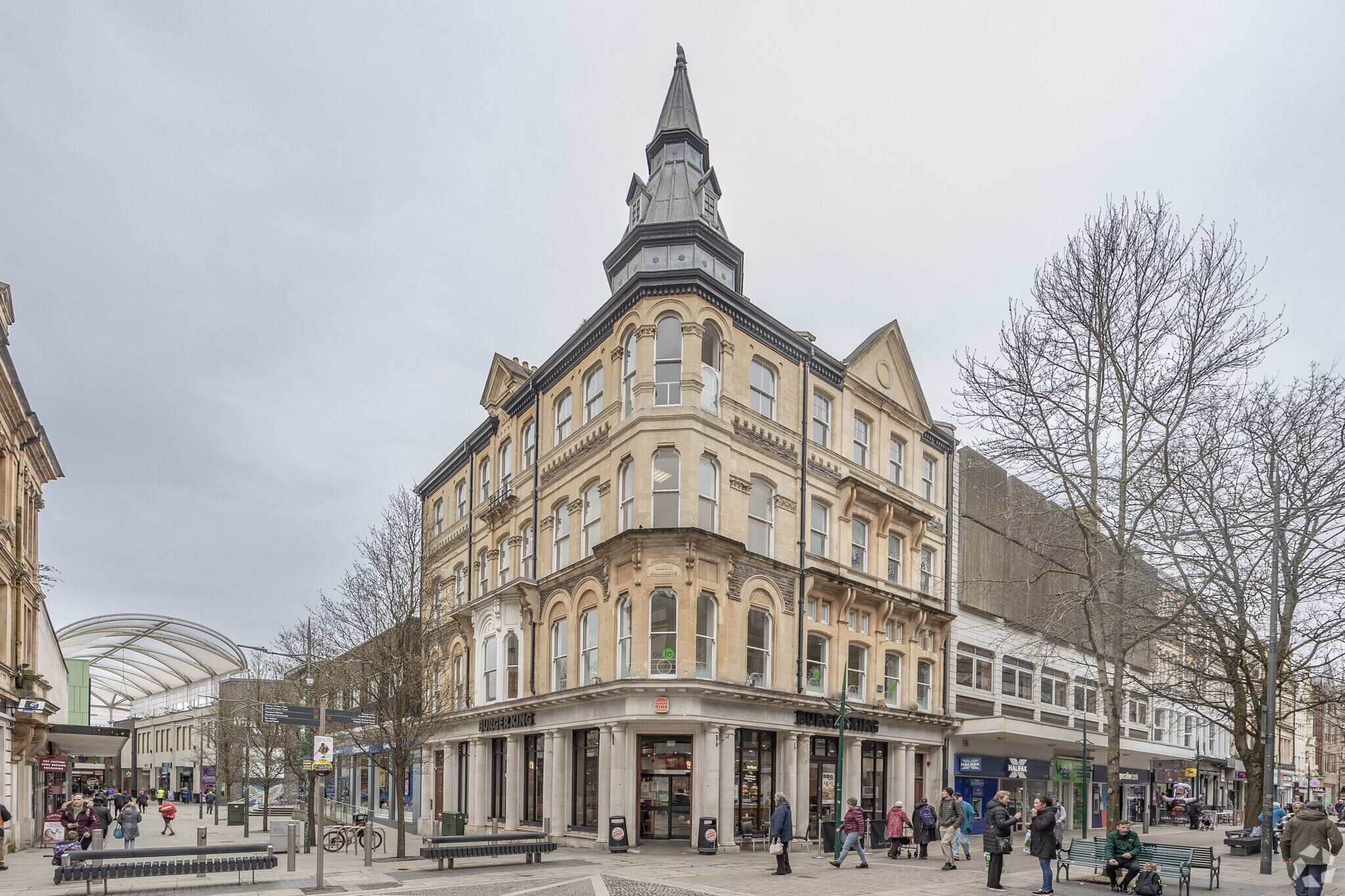 25-26 Commercial St, Newport à vendre Photo principale- Image 1 de 3