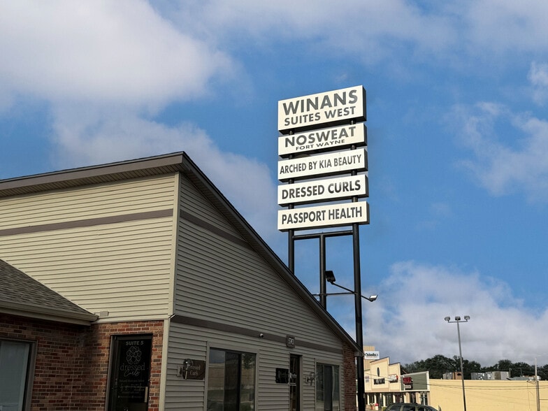 5743 Wilkie Dr, Fort Wayne, IN for lease - Building Photo - Image 2 of 7