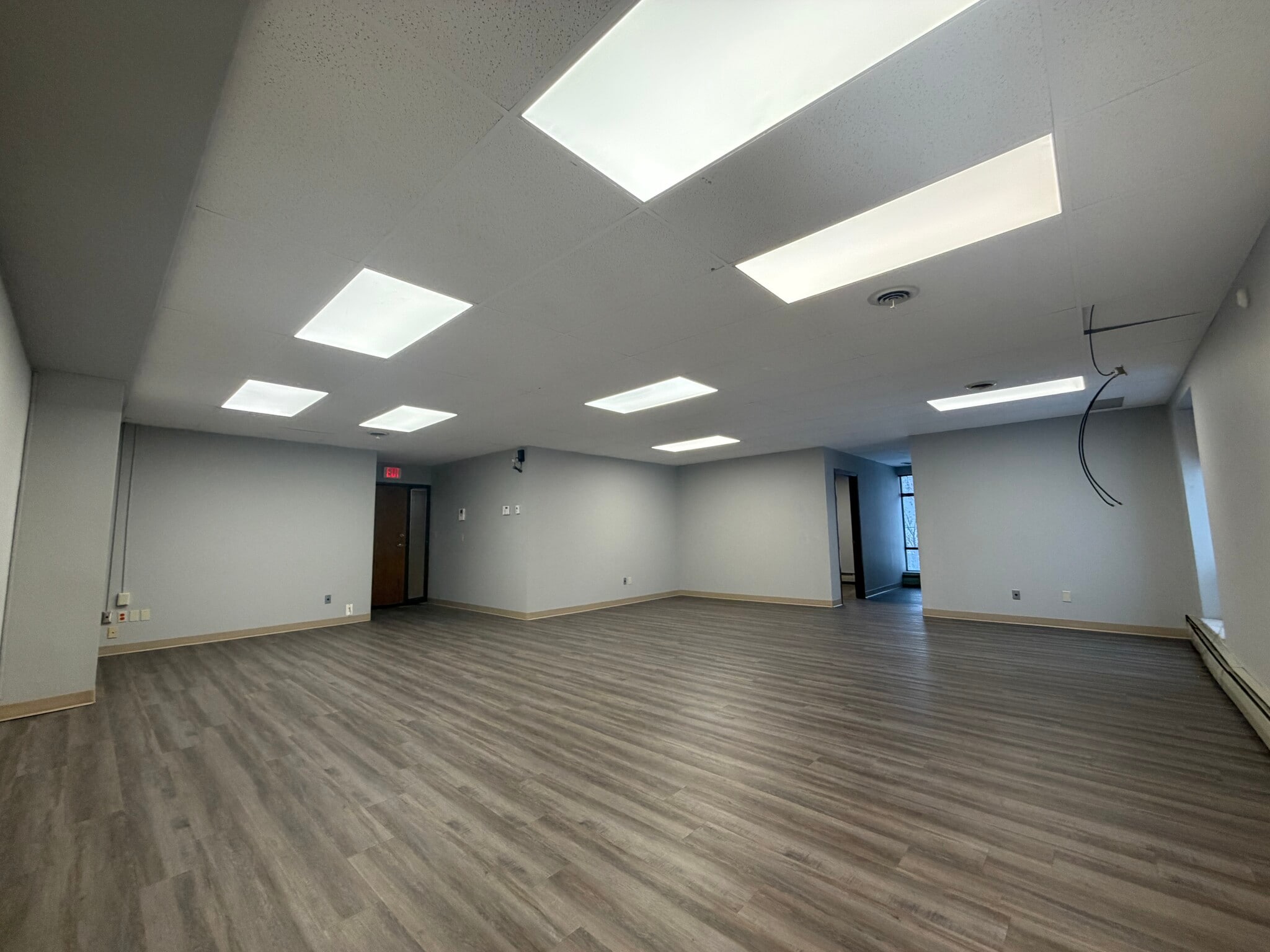 3333 Division St, Saint Cloud, MN for lease Interior Photo- Image 1 of 15