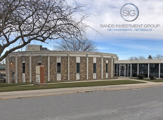 More details for 707 Gilbert St, Charles City, IA - Office/Medical for Lease