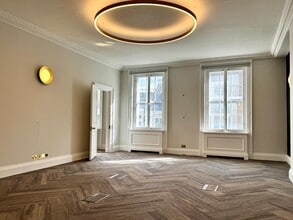 25 Upper Brook St, Londres à louer Photo intérieure- Image 1 de 3