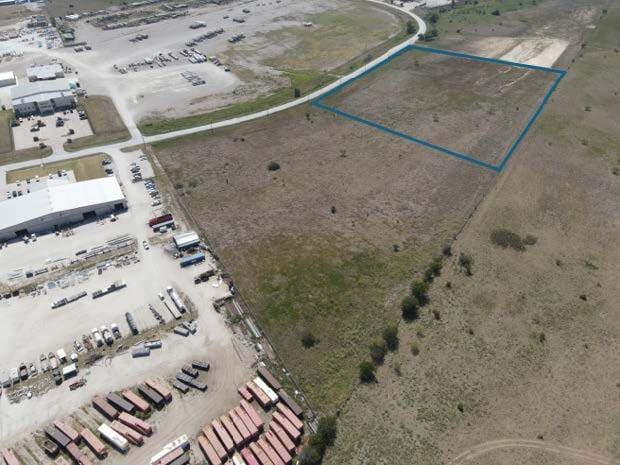 1400 Hughie Long Rd, Cresson, TX à vendre - Photo du bâtiment - Image 1 de 1
