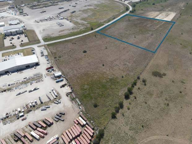 1400 Hughie Long Rd, Cresson, TX à vendre Photo du bâtiment- Image 1 de 2