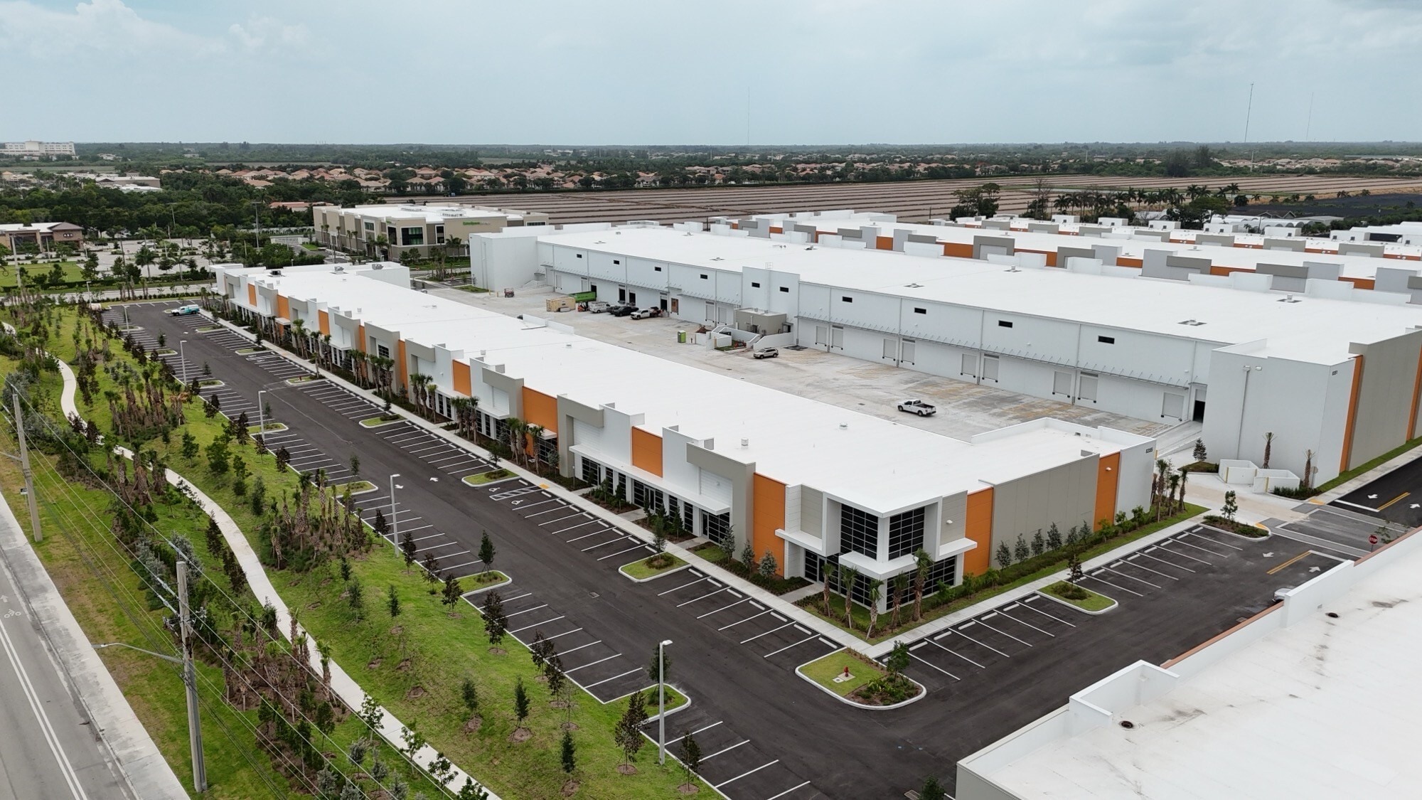 8289 Boynton Beach Blvd, Boynton Beach, FL à louer Photo intérieure- Image 1 de 1