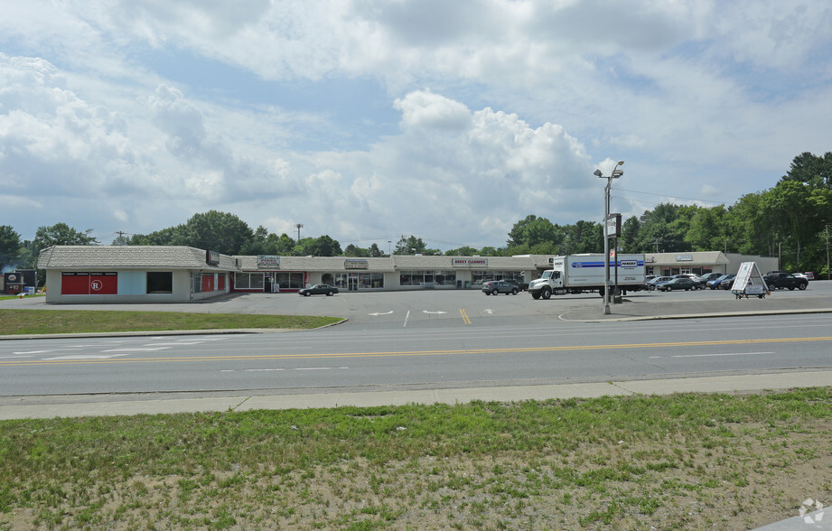 797 State Route 9, Queensbury, NY for sale - Primary Photo - Image 1 of 1