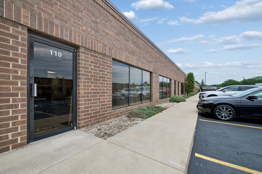 1000 N Rand Rd, Wauconda, IL for sale - Building Photo - Image 2 of 16