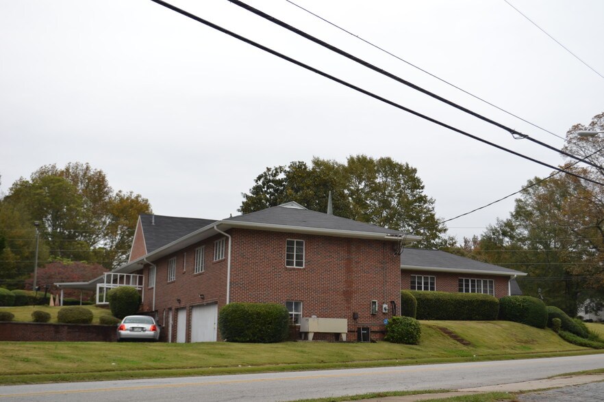 104 W Campbellton St, Fairburn, GA à vendre - Photo du bâtiment - Image 2 de 55