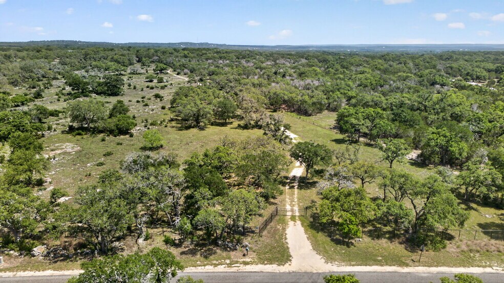 301 Sattler Rd, Spring Branch, TX à vendre - Photo du bâtiment - Image 3 de 31