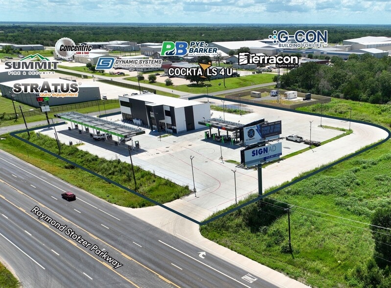5744 Raymond Stotzer Pky, College Station, TX for lease - Building Photo - Image 2 of 7