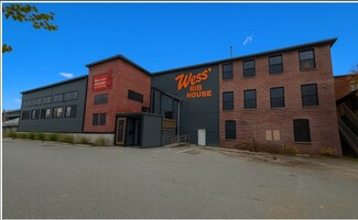 Plus de détails pour 38 Dike St, Providence, RI - Commerce de détail à vendre