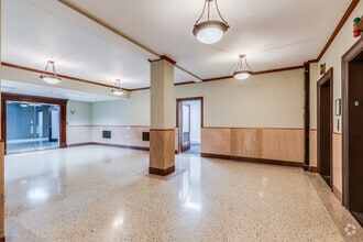 105 N Hudson Ave, Oklahoma City, OK for lease Interior Photo- Image 2 of 10