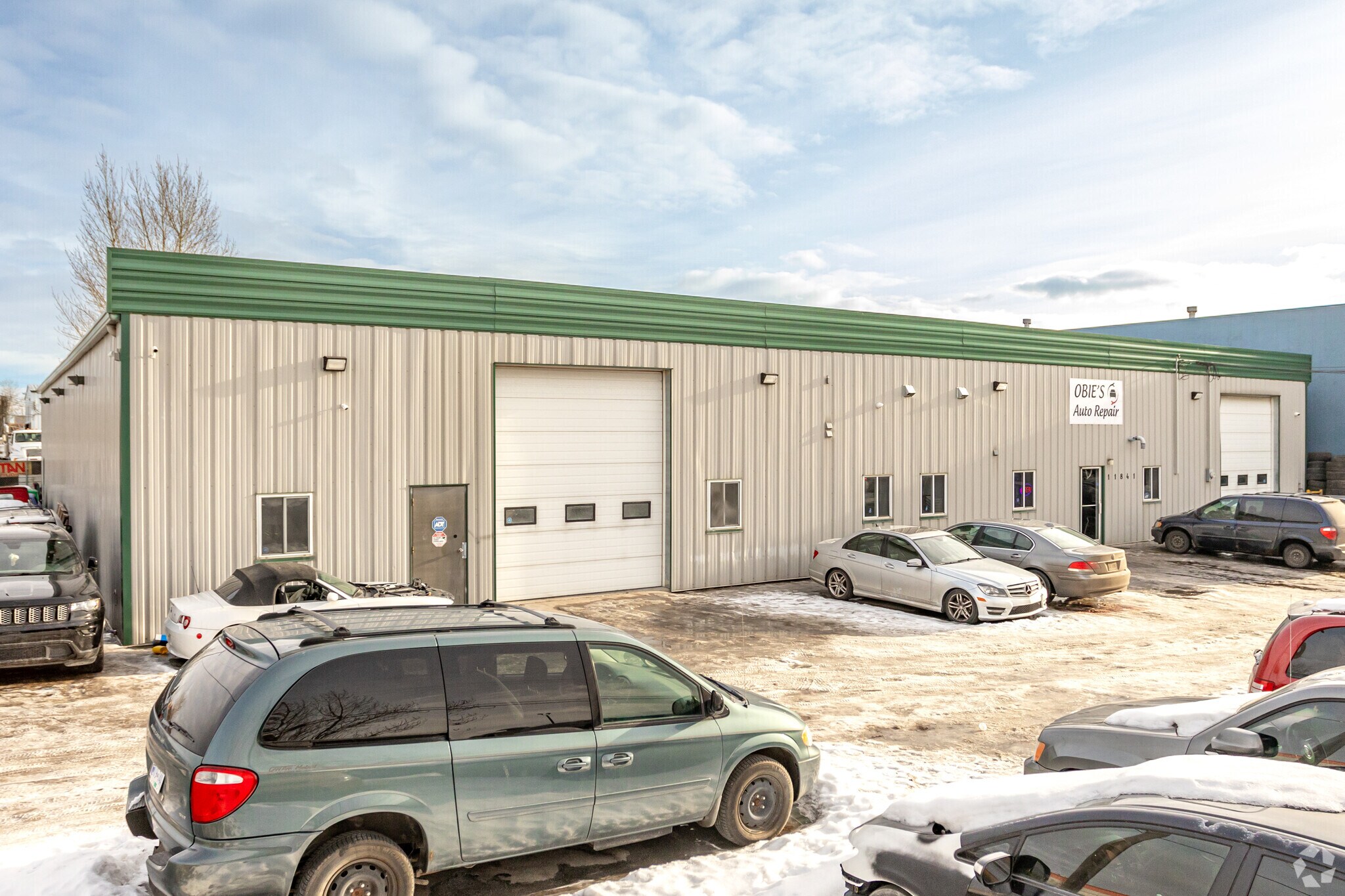 11841 154th St NW, Edmonton, AB for sale Primary Photo- Image 1 of 1