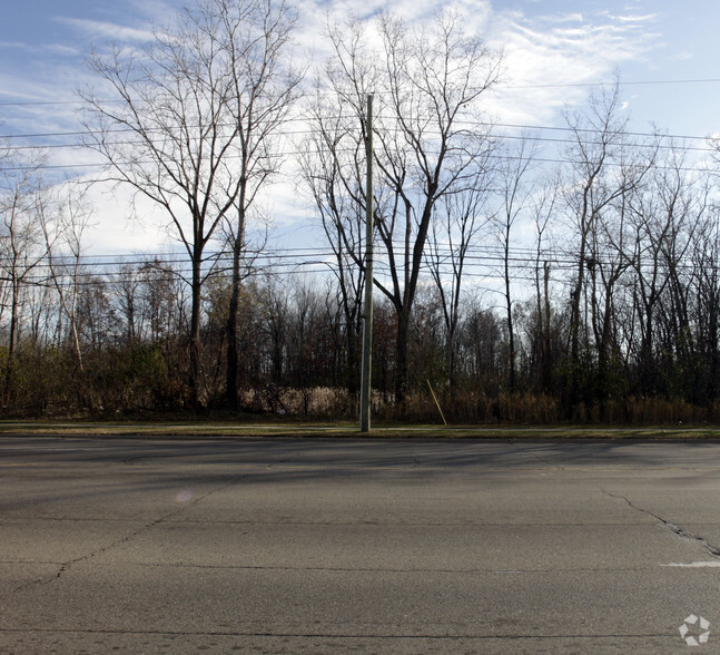 N Newburgh Rd, Westland, MI à vendre - Photo principale - Image 1 de 1