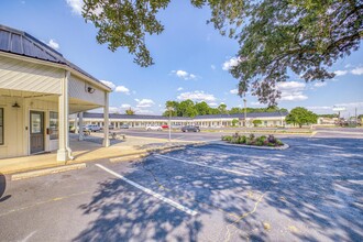 2400 W Michigan Ave, Pensacola, FL for lease Building Photo- Image 2 of 9