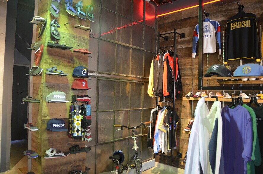 7364-7366 Melrose Ave, Los Angeles, CA à louer - Photo du bâtiment - Image 2 de 3