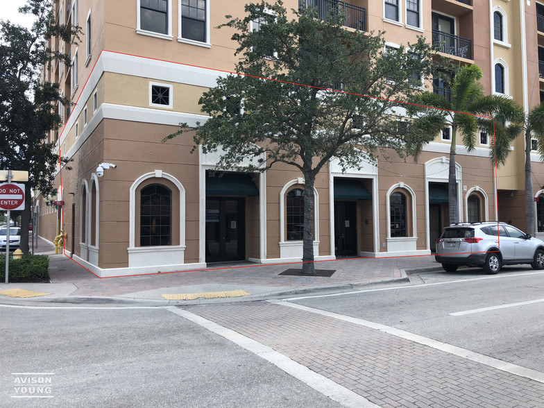 514 Lake Ave, Lake Worth, FL for sale - Building Photo - Image 1 of 1