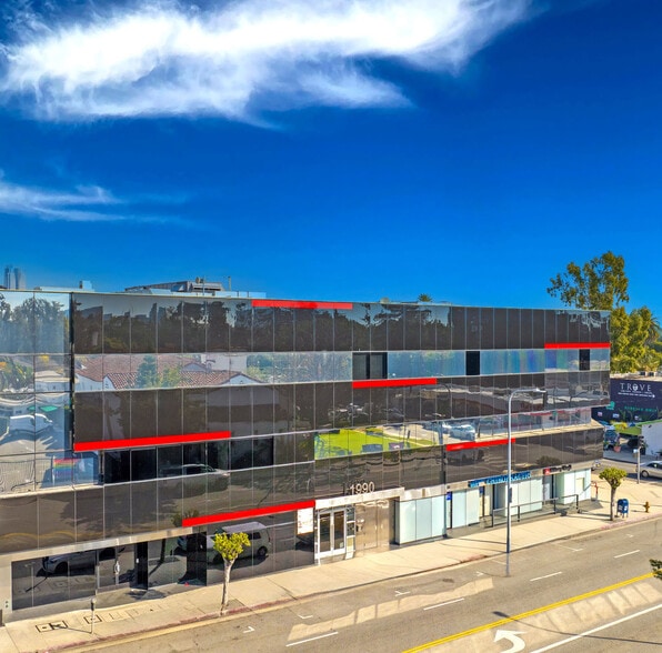 1990 Westwood Blvd, Los Angeles, CA à louer - Photo du bâtiment - Image 2 de 7