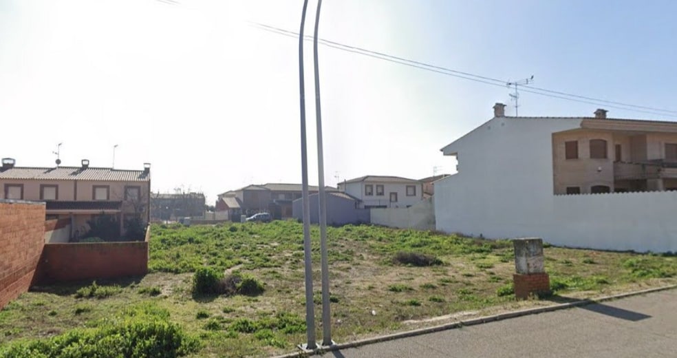 Calle Paloma, 14-16, Fuensalida, Toledo for sale - Building Photo - Image 2 of 3