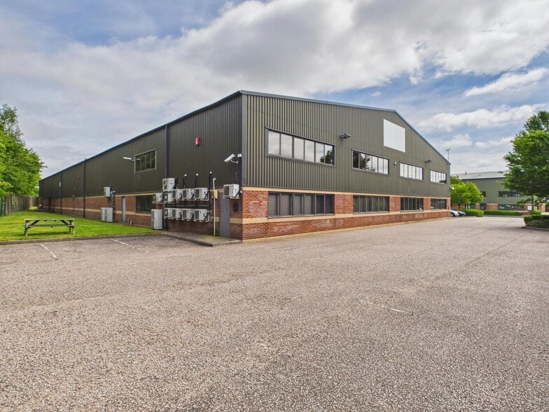 Pegasus Way, Haddenham for lease - Building Photo - Image 3 of 4