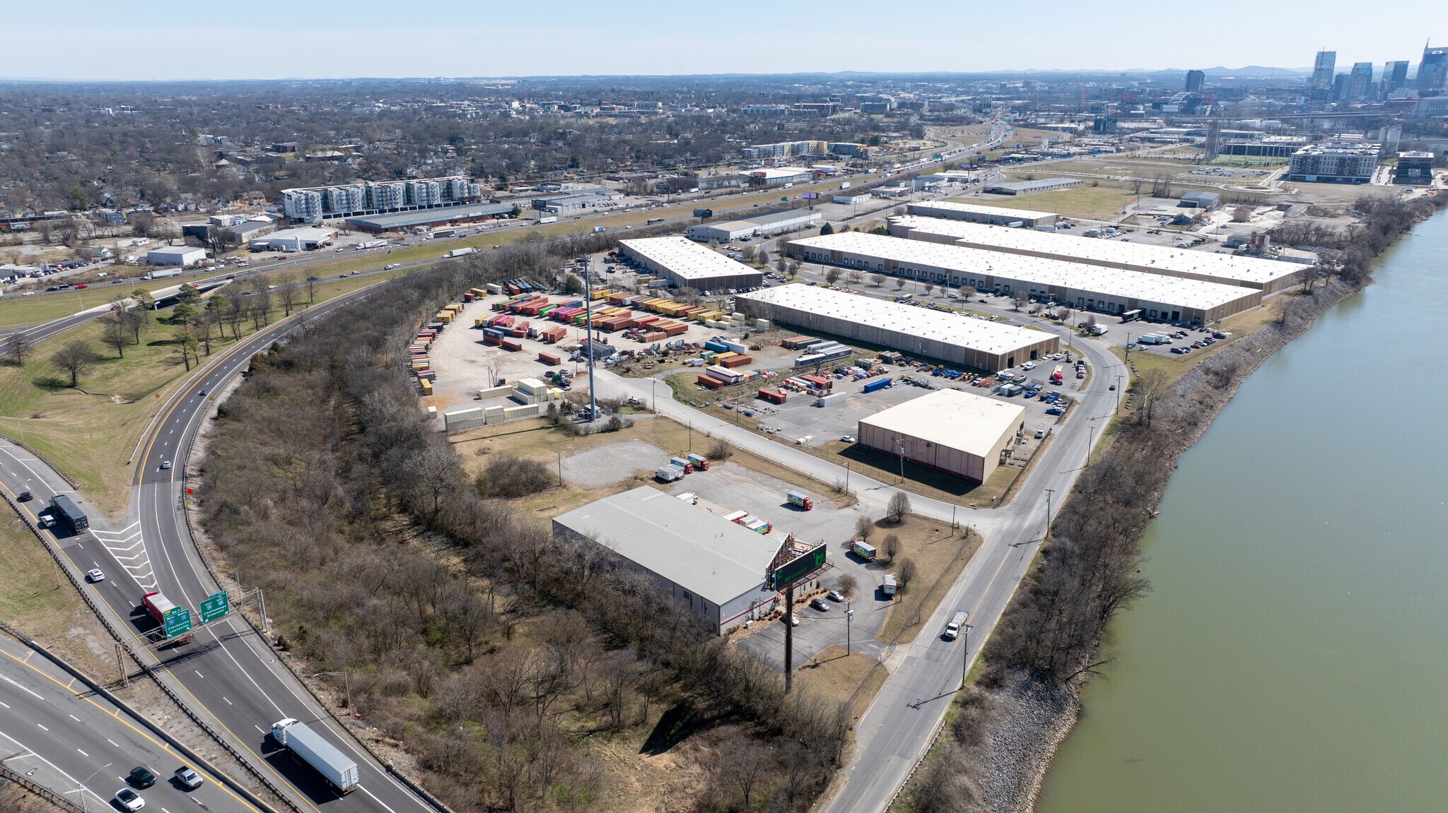 905B Cowan St, Nashville, TN à louer Photo du bâtiment- Image 1 de 2