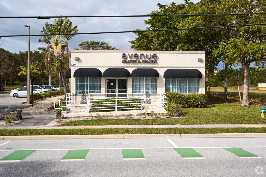 2100 N Federal Hwy, Delray Beach, FL for sale - Primary Photo - Image 1 of 13