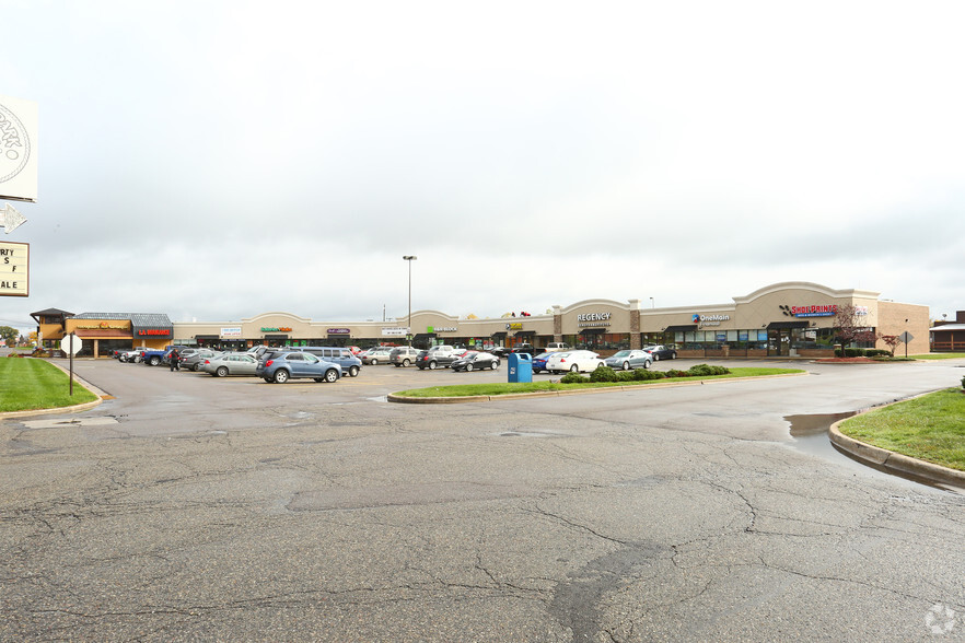 4205-4225 Miller Rd, Flint, MI for lease - Building Photo - Image 1 of 4