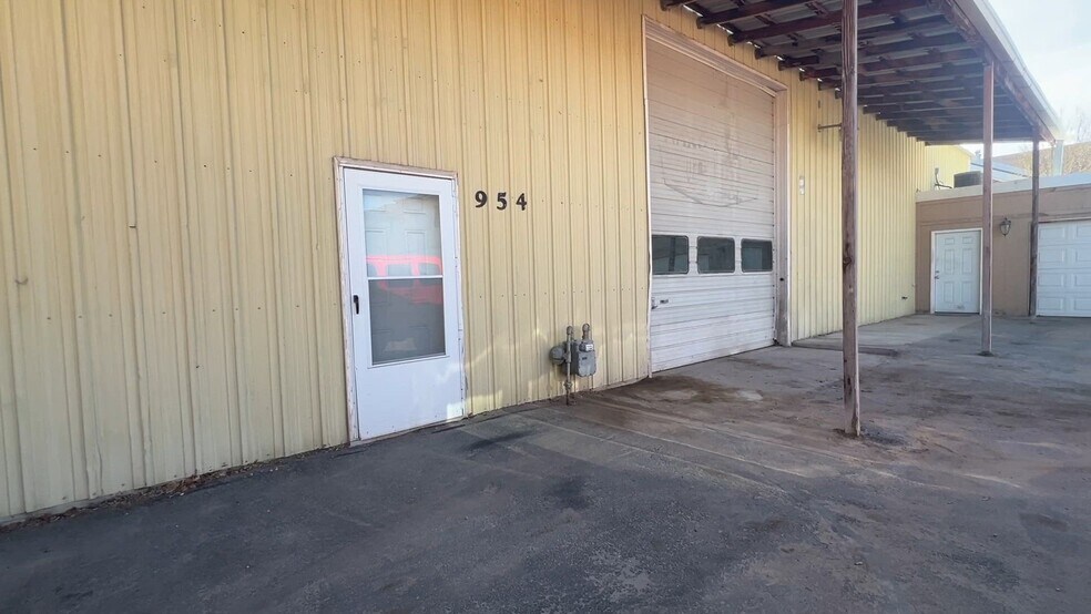 954 E 100 N, Payson, UT à vendre - Vidéo sur l’inscription commerciale - Image 2 de 16