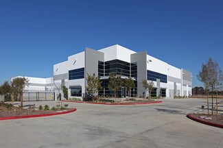 Plus de détails pour 3851 Schaufele Ave, Long Beach, CA - Industriel à louer