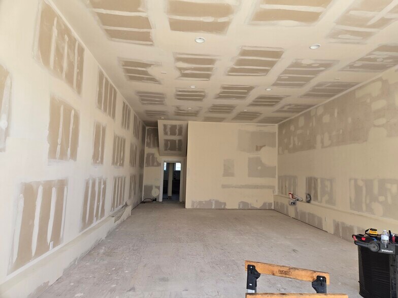 1100 Valencia St, San Francisco, CA à louer - Photo du bâtiment - Image 2 de 8