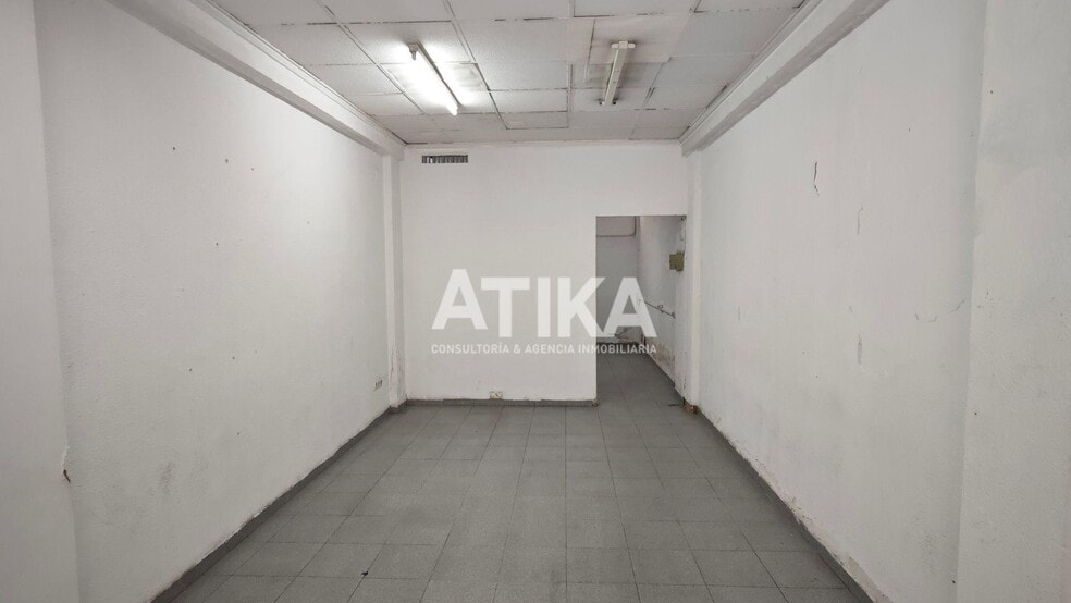 Retail in Ontinyent for lease - Building Photo - Image 2 of 6