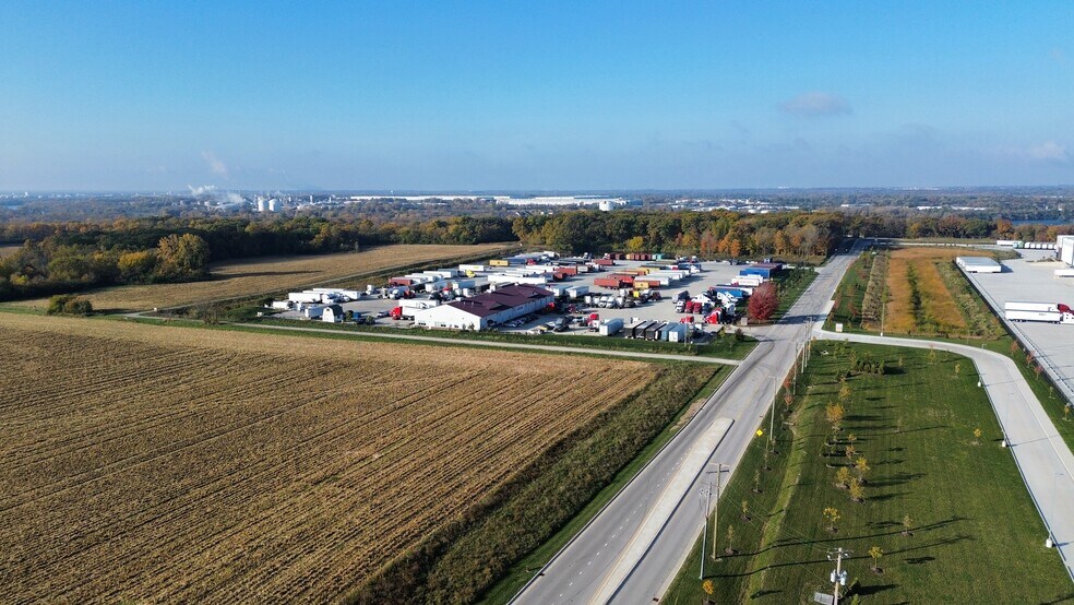 2800 Schweitzer Rd, Joliet, IL à louer - Photo du bâtiment - Image 2 de 9