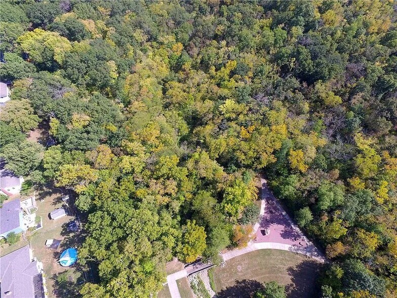10806 Grandview Rd, Kansas City, MO à vendre - Photo du bâtiment - Image 3 de 7