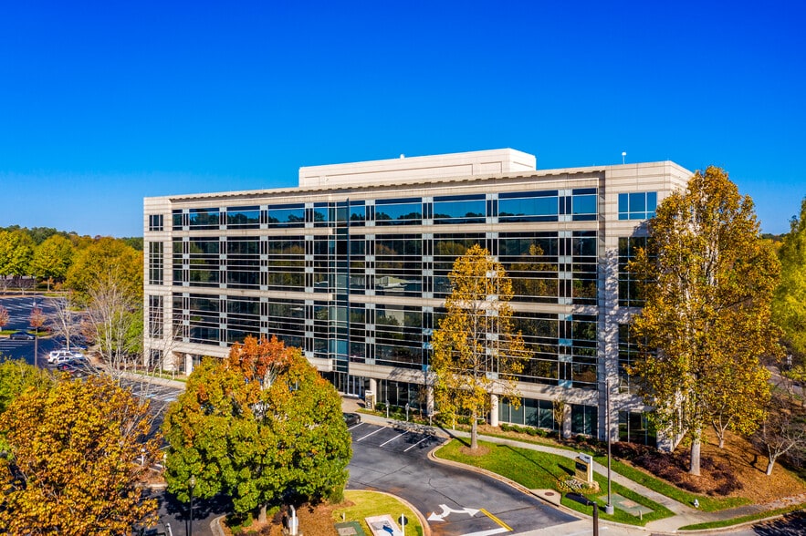 11605 Haynes Bridge Rd, Alpharetta, GA for lease - Building Photo - Image 1 of 18