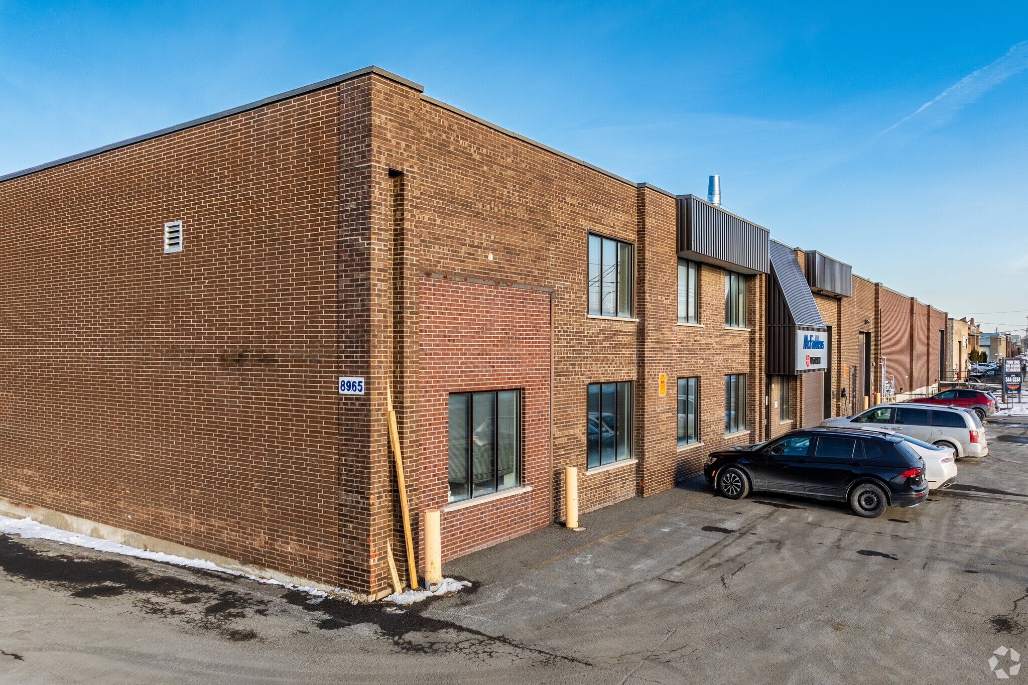 8925-8965 Rue Pascal-Gagnon, Montréal, QC for sale Primary Photo- Image 1 of 1