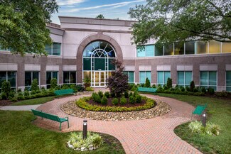 Plus de détails pour 1100 Crescent Green Dr, Cary, NC - Bureau/Médical à louer