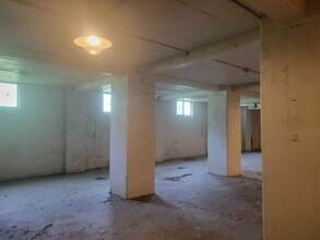 6 Railroad Yard Rd, Deerfield, MA for lease Interior Photo- Image 2 of 3