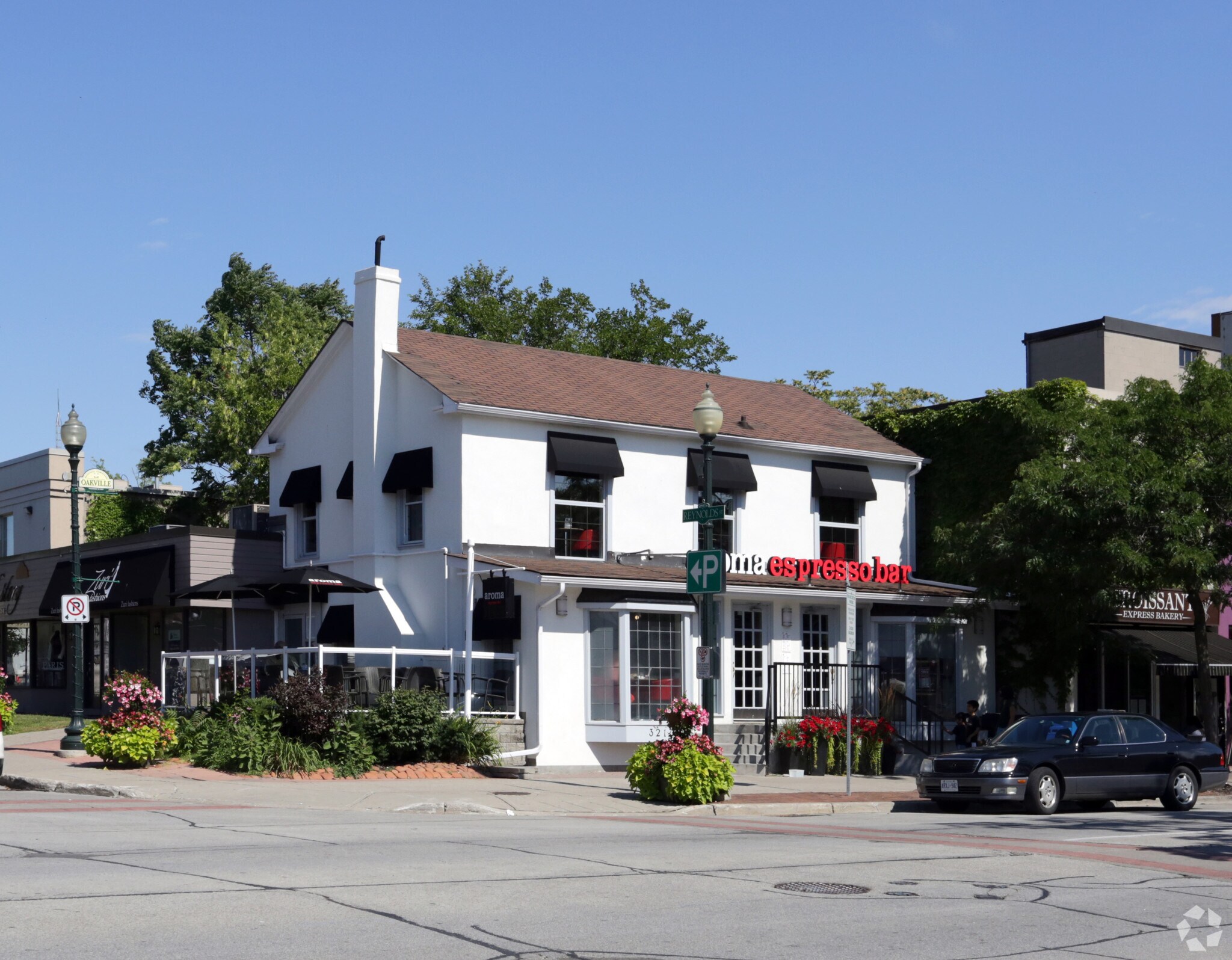 321 Lakeshore Rd E, Oakville, ON for sale Building Photo- Image 1 of 1