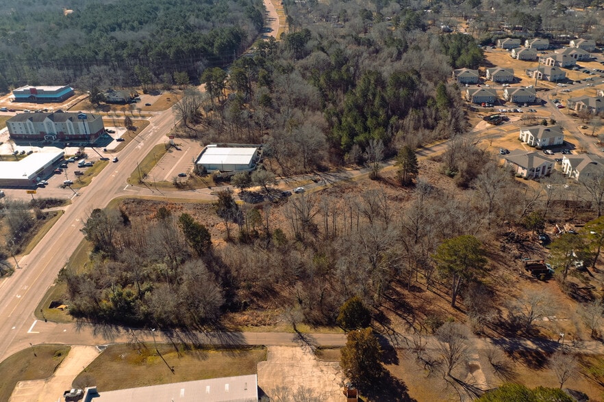 594 Pearson Rd, Pearl, MS for sale - Building Photo - Image 3 of 8