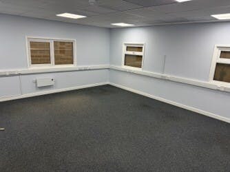 Cranford Ct, Warrington à vendre - Photo du bâtiment - Image 3 de 4