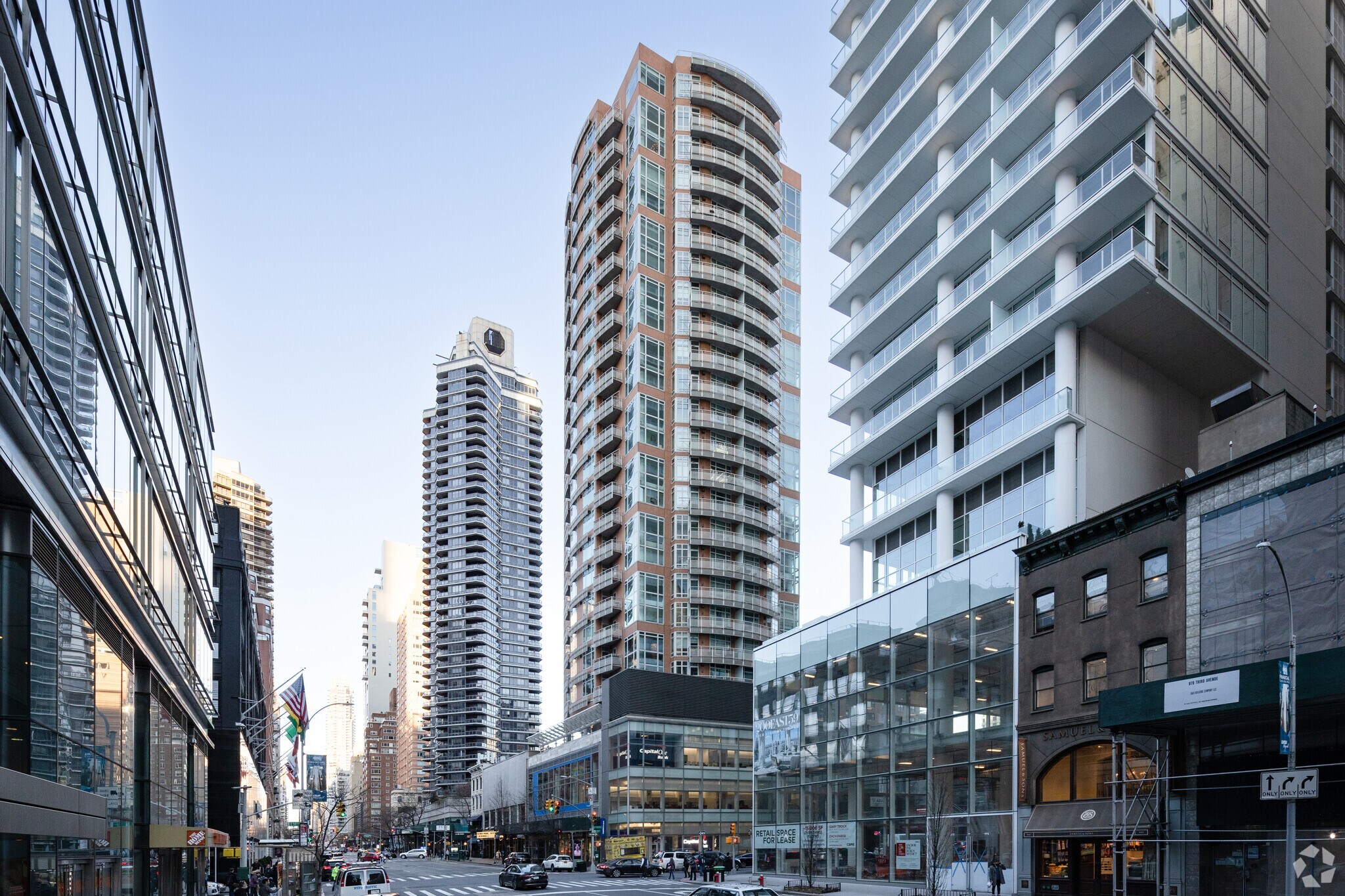 999 3rd Ave, New York, NY for lease Building Photo- Image 1 of 8