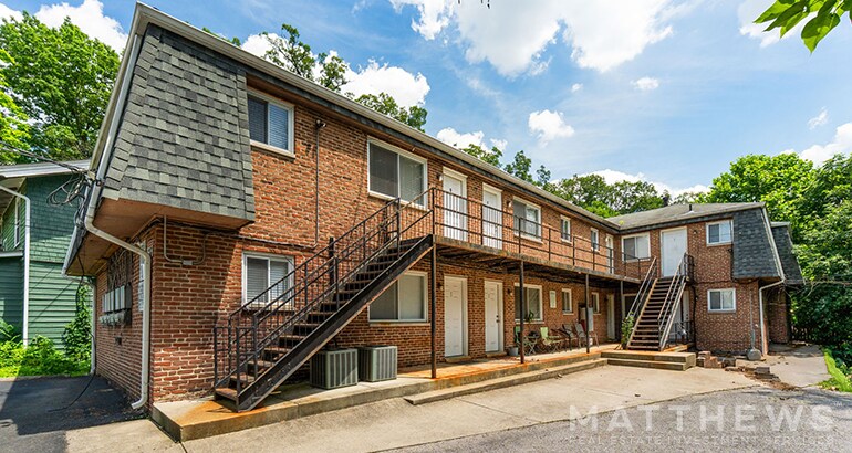 2103 Iuka Ave, Columbus, OH à vendre Photo du bâtiment- Image 1 de 1